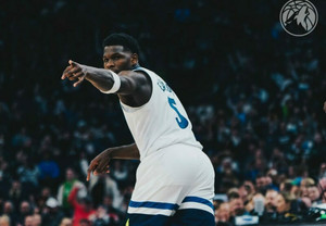 NBA Top10: Η απίθανη τάπα του Εντουαρντς στην κορυφή (video)