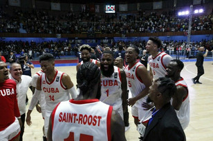 AmeriCup: Η Κούβα του Σαντ-Ρος σόκαρε τις ΗΠΑ - Ήττα για την Αργεντινή (video)
