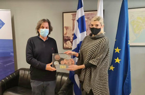 Συνάντηση της προέδρου του ΣΕΦ, Χριστίνας Τσιλιγκίρη με τον πρόεδρο της ΟΣΕΚΑ, Χρήστο Καλούδη