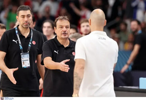 Αταμάν: &quot;Δεν ύψωσα τις γροθιές μου από σεβασμό στους φίλους μου στην Ελλάδα&quot;