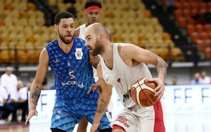 Πρόκριση για τον Ολυμπιακό, 85-70 τον Χολαργό