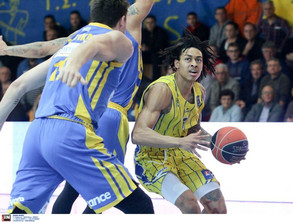 Μεγάλη νίκη για το Λαύριο 75-61 το Περιστέρι!