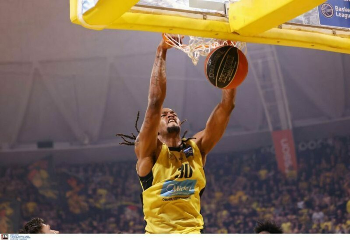 Το alley-oop κάρφωμα του Μπάνκστον στην κορυφή του Top-10 (vid)