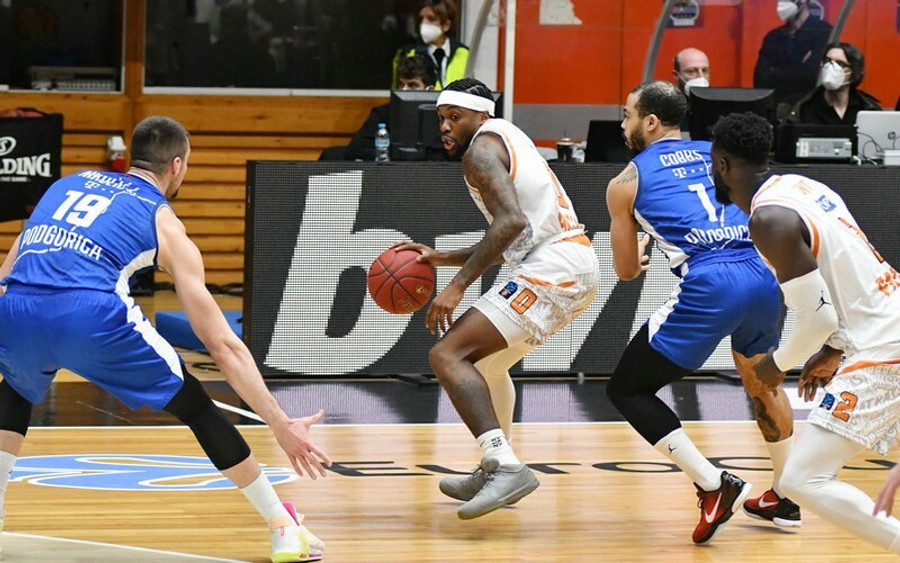 Προμηθέας-Μπούντουτσνοστ 60-89: Βαριά ήττα (pics)