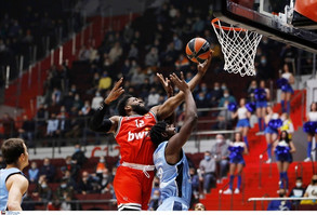 Επέστρεψε στις νίκες ο Ολυμπιακός με 75-66 κι έσπασε το αήττητο της Ζενίτ (pics)
