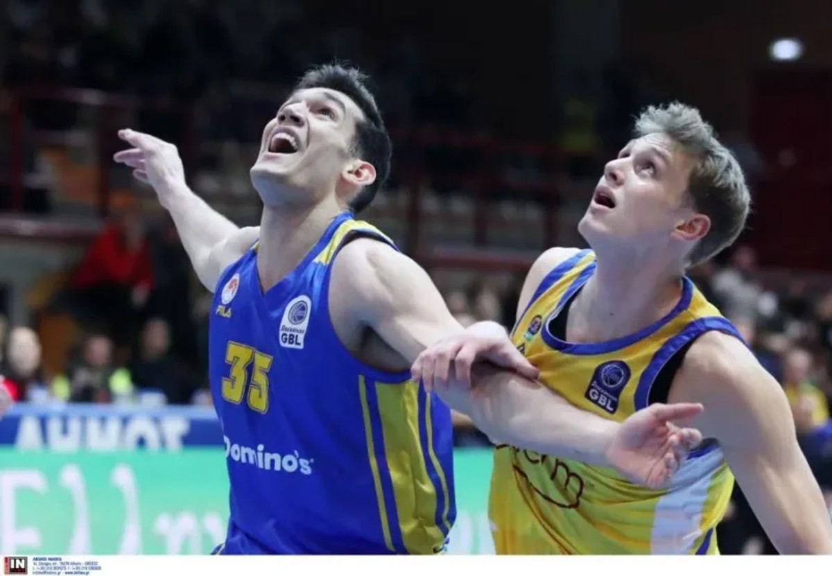 Live: Λαύριο DHI-Περιστέρι Domino&#039;s 64-69 (τελικό)