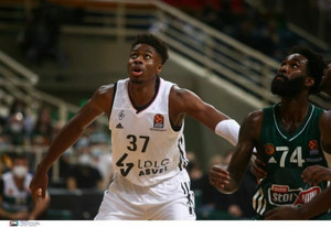 Κώστας Αντετοκούνμπο: Η EuroLeague κάνει focus στον Έλληνα σέντερ (vid)