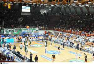 Τρομερή ατμόσφαιρα στον δεύτερο τελικό της Basket League (pics-vid)