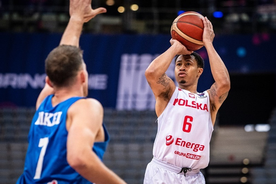 Η Πολωνία 85-76 και έπιασε στο 2-1 το Ισραήλ