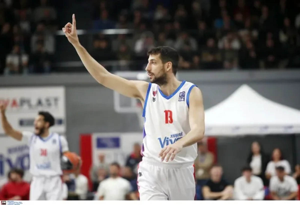 Σαλούστρος: &quot;Tο τι χτίζεις σαν άνθρωπος μετράει περισσότερο από κάθε τίτλο&quot;