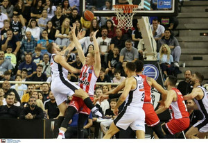 LIVE STREAMING: ΠΑΟΚ-Ολυμπιακός 63-77 (τελικό)