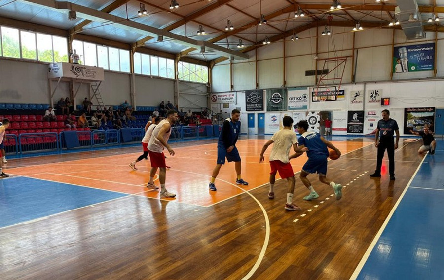 Χωρίς σκορ το φιλικό Πανερυθραϊκός-Α.Ο. Μυκόνου (pics)