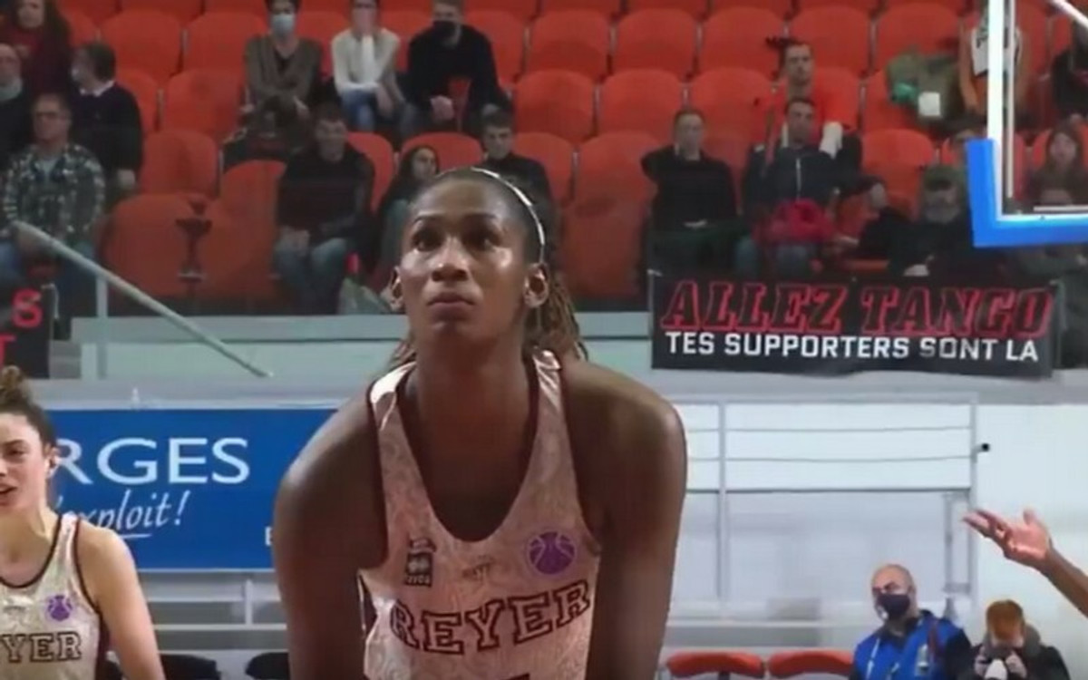 Eurocup Γυναικών: Οπαδός πέταξε μπουκάλι σε αθλήτρια!