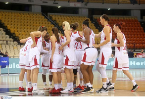 Eurocup Γυναικών: Καταιγιστικός Ολυμπιακός, 93-53 την Cegled στο ΣΕΦ (pics)