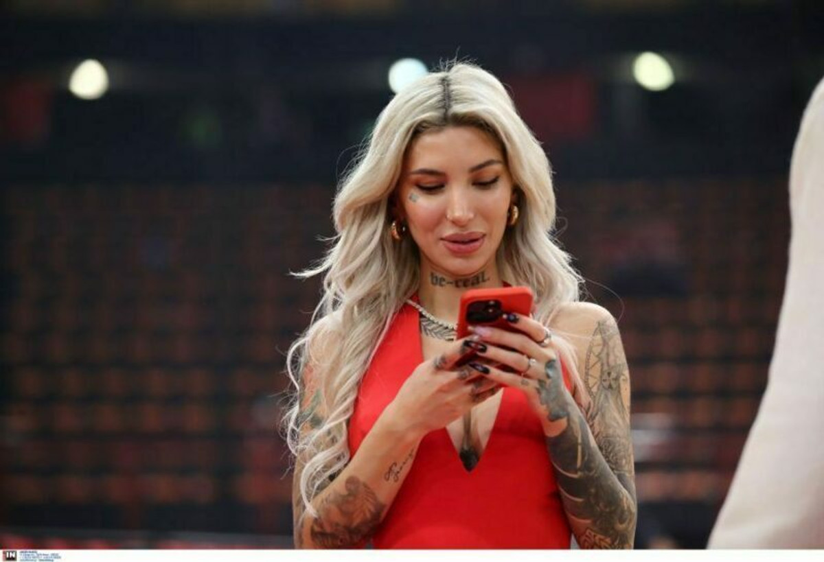 Μπέριλ: Έκανε νύχια... Σακίλ ΜακΚίσικ ενόψει Final 4! (vid)