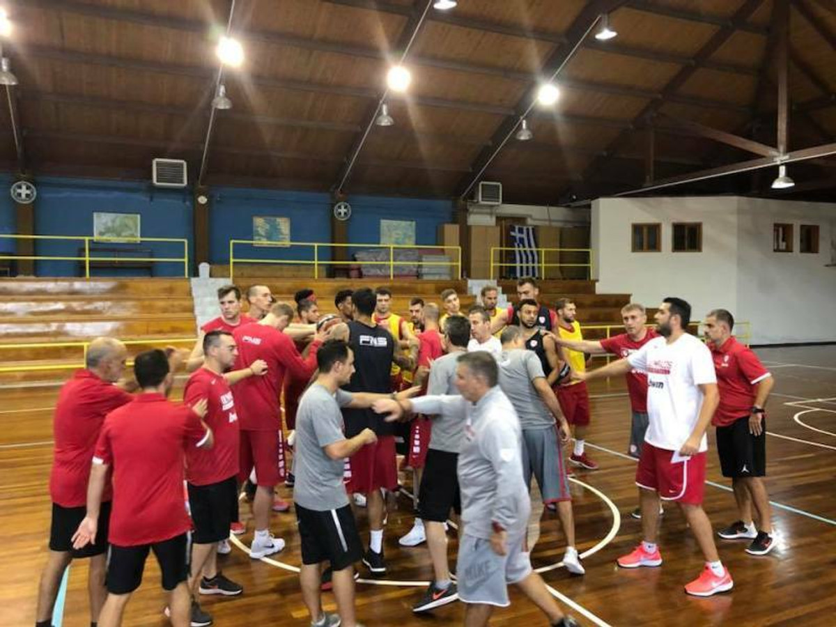 Άρχισε τη δουλειά στο Μέτσοβο ο Ολυμπιακός (pic)