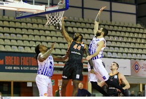 Με ανατροπή από το -17 η Λάρισα 85-81 τον Προμηθέα Πάτρας (pics)