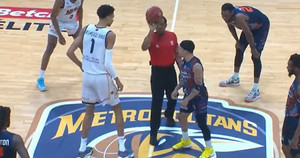 Ο σπουδαίος Γουεμπανιάμα (80-68) της Μετροπολιτάν και το τζάμπολ του &quot;αιώνα&quot;! (vid)