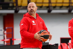 Μποζίκας: &quot;Η καλύτερη επιλογή ο Μπραζντέικις&quot;
