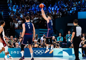 H απίθανη Σερβία σοκάρει με 54-43 στο ημίχρονο τις ΗΠΑ (video)