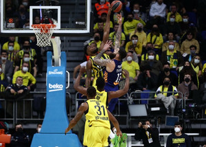Φενέρμπαχτσε-Ρεάλ 66-51: Την εκμηδένισε! (vid)