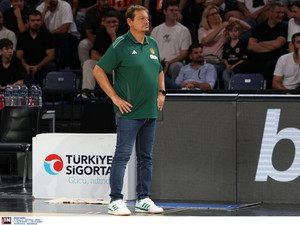 Η απολογία του Αταμάν για τη χειρονομία του στο φιλικό με την Γαλατασαράι (pics)