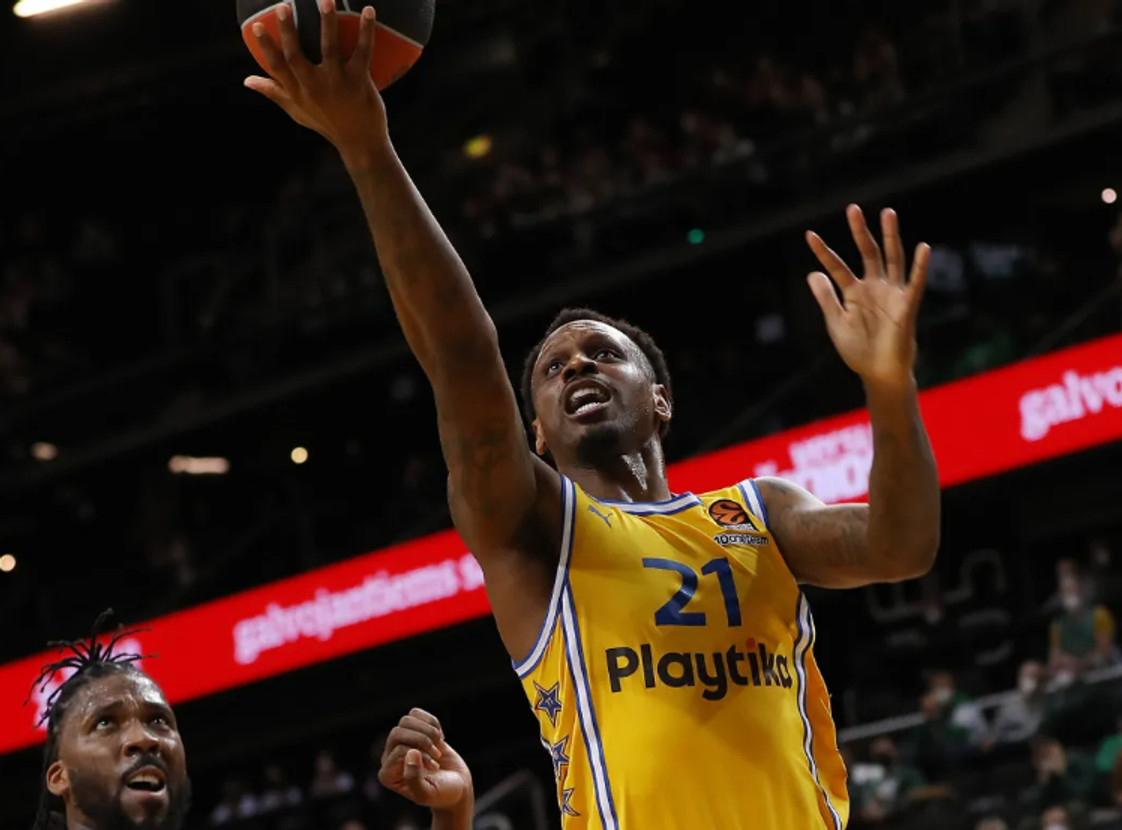 Τζέιμς Νάναλι: MVP της αγωνιστικής με ρεκόρ καριέρας στη EuroLeague (vid)