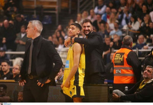 Άρης: Το... φατούρο στον 16χρονο Καζαμία για το ντεμπούτο του (pics)