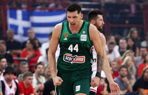 Τα κρίσιμα καλάθια του Μήτογλου στο ντέρμπι (vid)