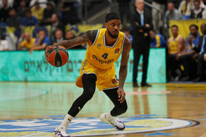 Με Μονακό στα playoffs η Μακάμπι, 100-96 τη Ρεάλ (vid)
