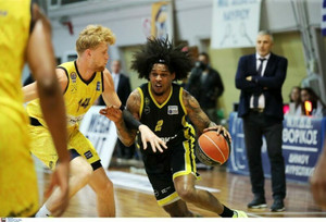 &quot;Ζωντανό&quot; για playoffs με Χιλ (36π.) το Μαρούσι, 90-76 στο Λαύριο (gallery &amp; vids)