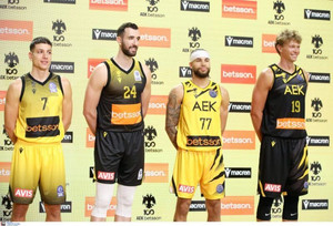 ΑΕΚ ΒΕΤSSON BC: Αποκάλυψε τις νέες φανέλες (gallery &amp; vid)