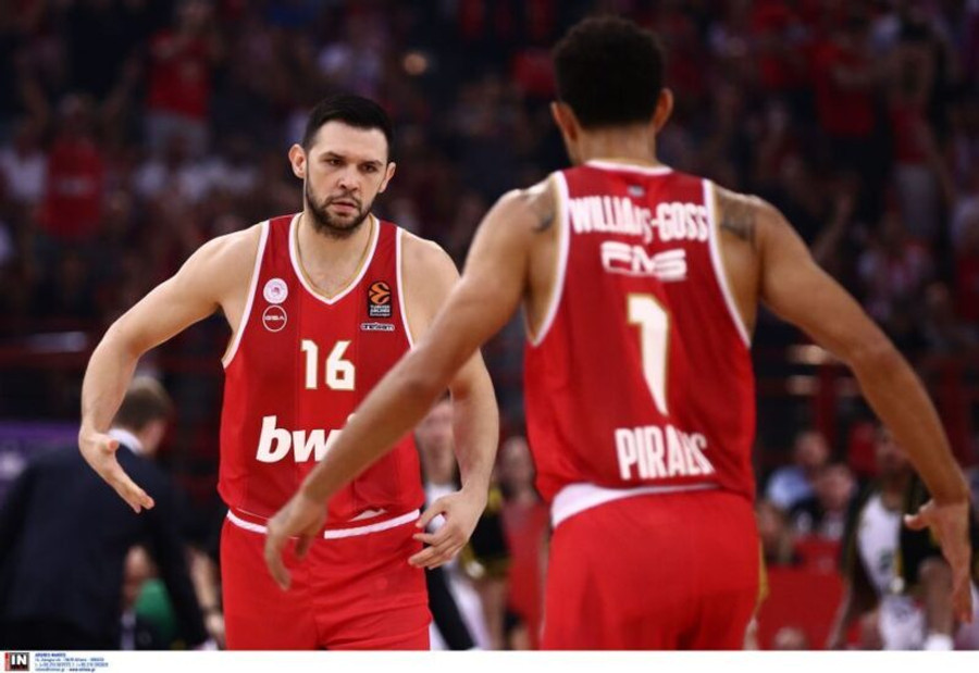 Ολυμπιακός-Ζαλγκίρις: Το buzzer beater τρίποντο του Παπανικολάου (vid)