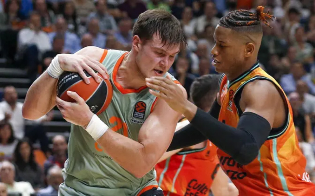 Μάικ Κότσαρ: Ο ρούκι της EuroLeague που αναδείχθηκε MVP της 1ης αγωνιστικής (vid)