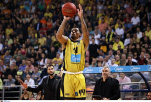 Άρης-Γκραν Κανάρια 66-82: Λύγισε στην τέταρτη περίοδο