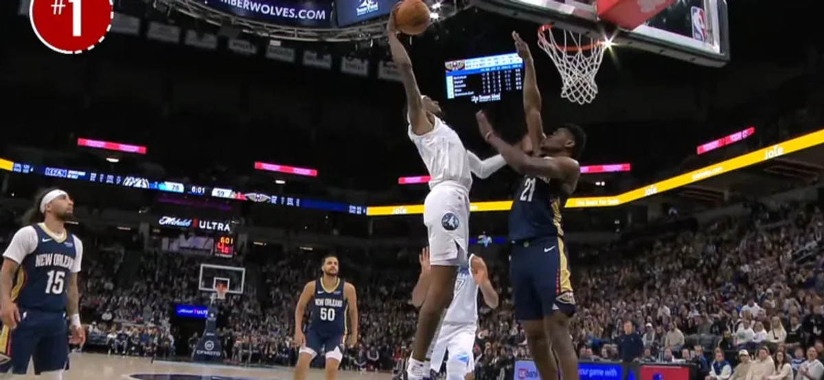 NBA Top-10: Νο1 το πόστερ του Τζέιντεν ΜακΝτάνιελς (vid)