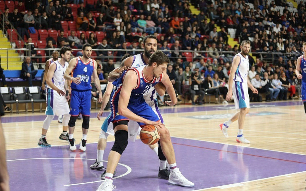 Πρώτη στην εκπνοή του πρωταθλήματος η Εφές, 105-74 την Αφιόν