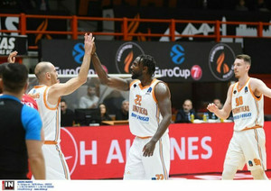 Στους &quot;8&quot; του EuroCup ο Προμηθέας 89-75 την Μπουρζ (pics)