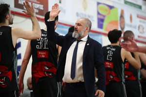 Μάνταλος: &quot;Έτσι όπως ξεκινήσαμε, έτσι πρέπει και να τελειώσουμε&quot; (video)