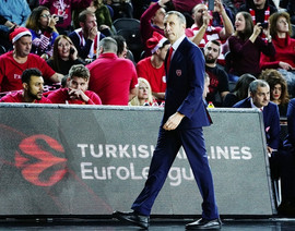 Ντέιβιντ Μπλατ: &quot;Να κρατήσουμε το κεφάλι ψηλά και να προχωρήσουμε&quot;