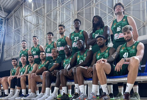Παναθηναϊκός: Η ομαδική φωτογραφία με το χρυσό σήμα στη φανέλα (pic)