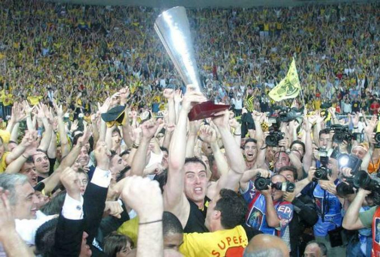 Άρης: Η κατάκτηση του Champions Cup σαν σήμερα το 2003! (pics)