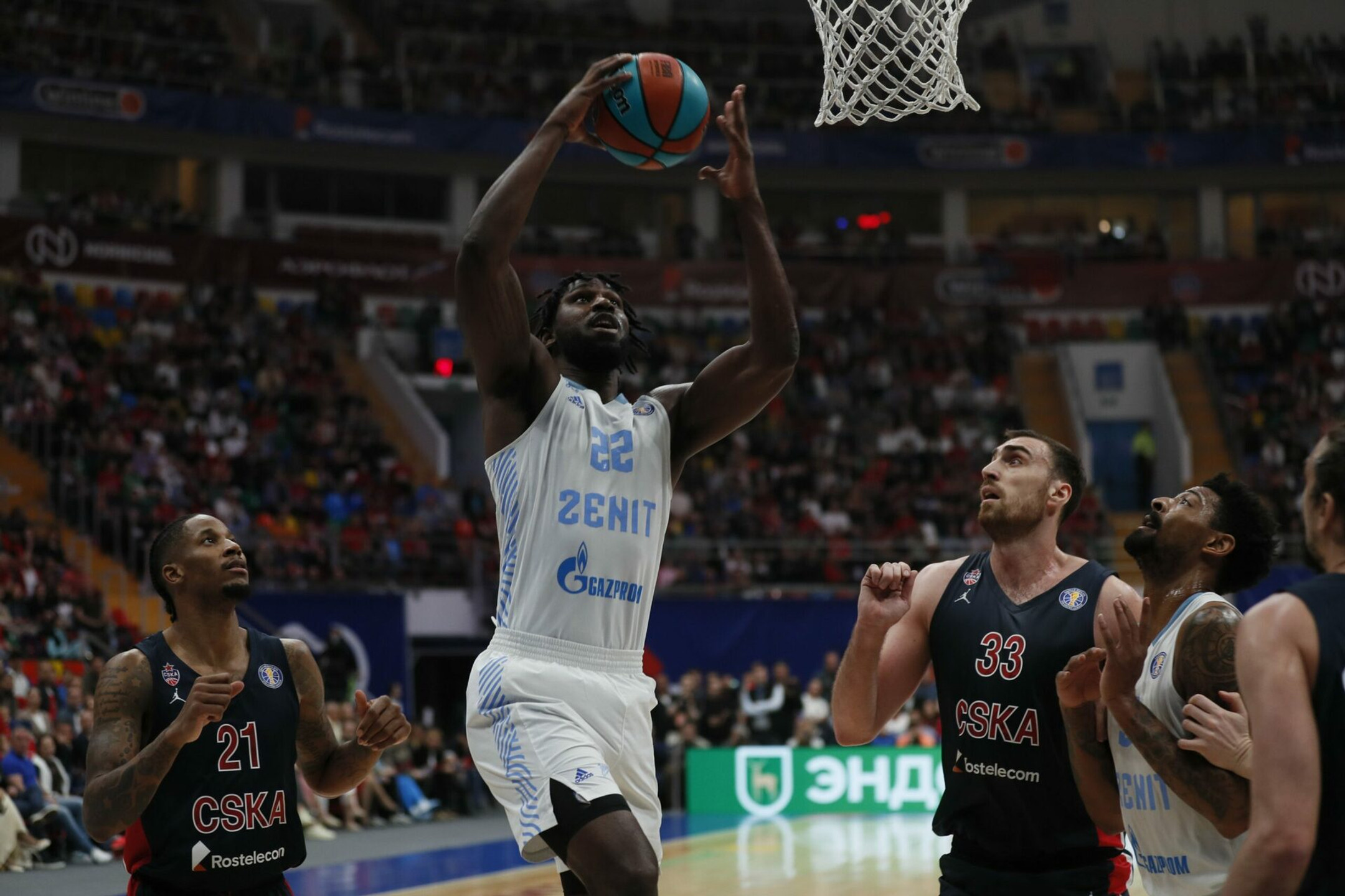 ΤΣΣΚΑ Μόσχας-Ζενίτ 75-81: Τίτλος με ανατροπή χωρίς Πασκουάλ!