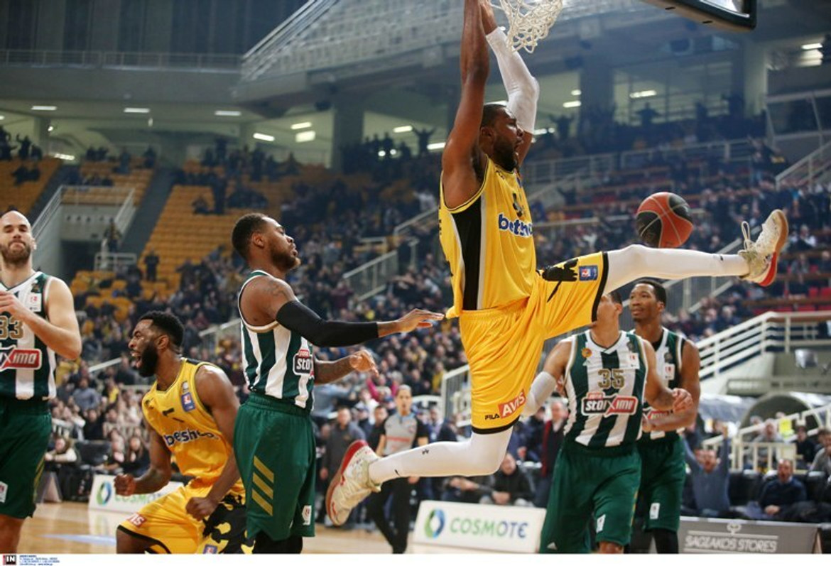 AEK: Νίκη με 100άρα επί του Παναθηναϊκού μετά από 55 χρόνια!