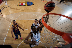 Τα highlights του Μπαρτσελόνα-Ζενίτ 74-76 (video)