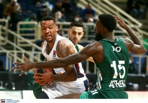 Live Sport: &quot;Ο Τζοέλ Μπολομπόι στο κάδρο του Ολυμπιακού&quot;