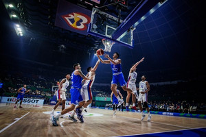 Φιλιππίνες-Ιταλία 83-90: Στους &quot;16&quot; με άνεση οι &quot;ατζούρι&quot; (pics &amp; vid)