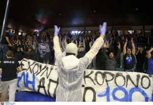 Ηρακλής - Αυτόνομη Θύρα 10: Δωρεάν καφέδες στους εργαζομένους του ΑΧΕΠΑ (pic)