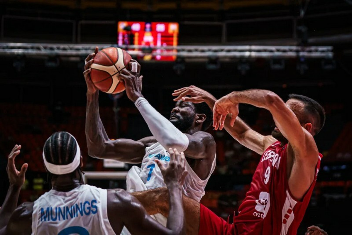 Με Έιτον και Χιλντ οι Μπαχάμες, 89-72 τον Λίβανο