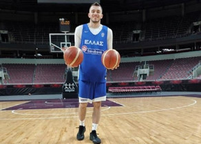 Ελεύθερος από τον Παναθηναϊκό ο Παπαδάκης, ενδιαφέρον του Ηρακλή